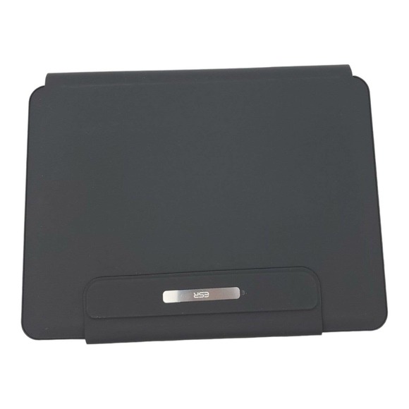 ESR Rebound Magnetic Keyboard Case Compatible with iPad 10 (2022) - Picture 8 of 10